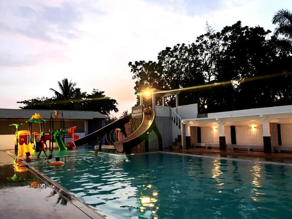 Orlando'S Beach Resort And Events Place Lemery Exterior photo